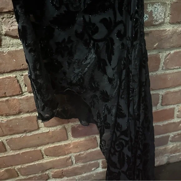 CACHE | dress with velvet accents asymmetrical Little Black Dress size 4 - Picture 6 of 9